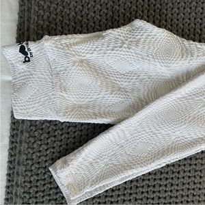 BOOTY BY BRABANTS White Mermaid Leggings ONE SIZE